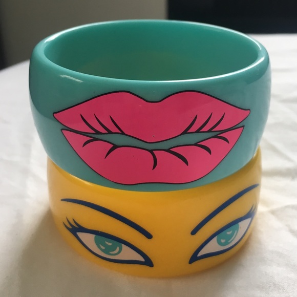 π₯ VINTAGE Bright Eye & Hot Pink Lip Bangles π₯ - Picture 2 of 8
